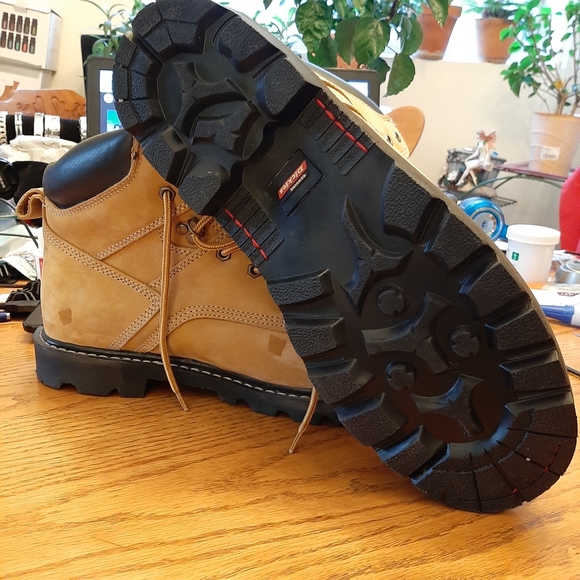 Man's shoos - Picture 2 of 8